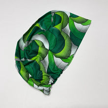 Load image into Gallery viewer, Niceroy Surgical SCRUB CAP Green Europe style nursing caps African print fabric and satin lining option.
