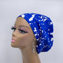 Load image into Gallery viewer, Niceroy Satin Lined Surgical SCRUB CAP Royal blue and white Europe style nursing caps African print fabric and