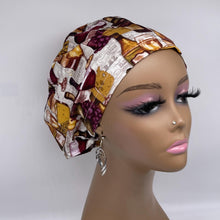 Load image into Gallery viewer, Niceroy Satin Lined Surgical SCRUB CAP wine glass and bottles Europe style nursing caps and