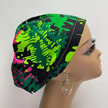 Load image into Gallery viewer, Niceroy Satin Lined Surgical SCRUB CAP green pink black white Europe style nursing caps cotton fabric and .