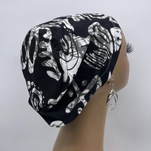 Load image into Gallery viewer, Niceroy Satin Lined Surgical SCRUB CAP white gray black Ankara Europe style nursing caps cotton African print fabric and .