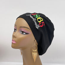 Load image into Gallery viewer, Niceroy Satin LinedJUNETEENTH surgical SCRUB CAP, Europe style nursing caps made with cotton fabric and