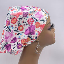 Load image into Gallery viewer, Niceroy Satin Lined Surgical SCRUB CAP purple pink floral Europe style nursing caps fabric and .