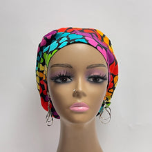 Load image into Gallery viewer, Niceroy Satin Lined Surgical SCRUB CAP green pink black blue purple Europe style nursing caps cotton fabric and .