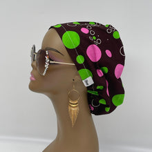 Load image into Gallery viewer, Niceroy surgical OR SCRUB CAP,  Ankara Europe style nursing caps brown green pink Euro African print satin lining option.