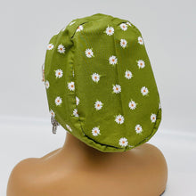 Load image into Gallery viewer, Adjustable surgical OR SCRUB CAP, Green Cotton print Daisy Europe style Summer nursing caps  and satin lining option.